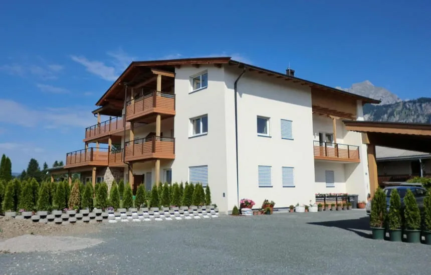 Umbau-zu-einer-modernen-Wohnanlage Umbau-zu-einer-modernen-Wohnanlage